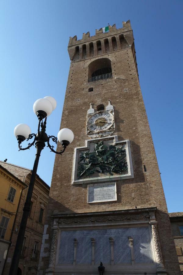 Recanati Family Luaran gambar